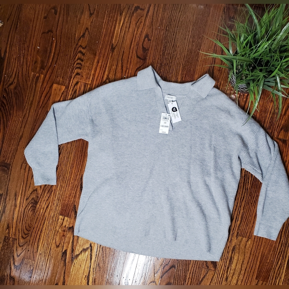 On. 34th NWT Women's Collared Neck Gray Sweaterplus Size 2X